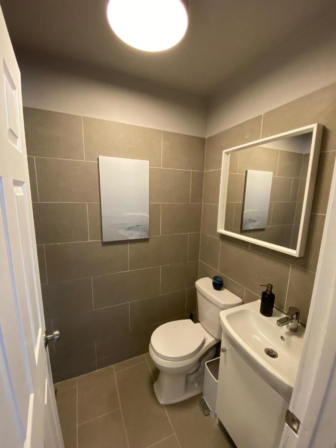 Here It Is! Cool Cape Cod-3 Br-2.5 Bath-12 Guests Olathe Extérieur photo