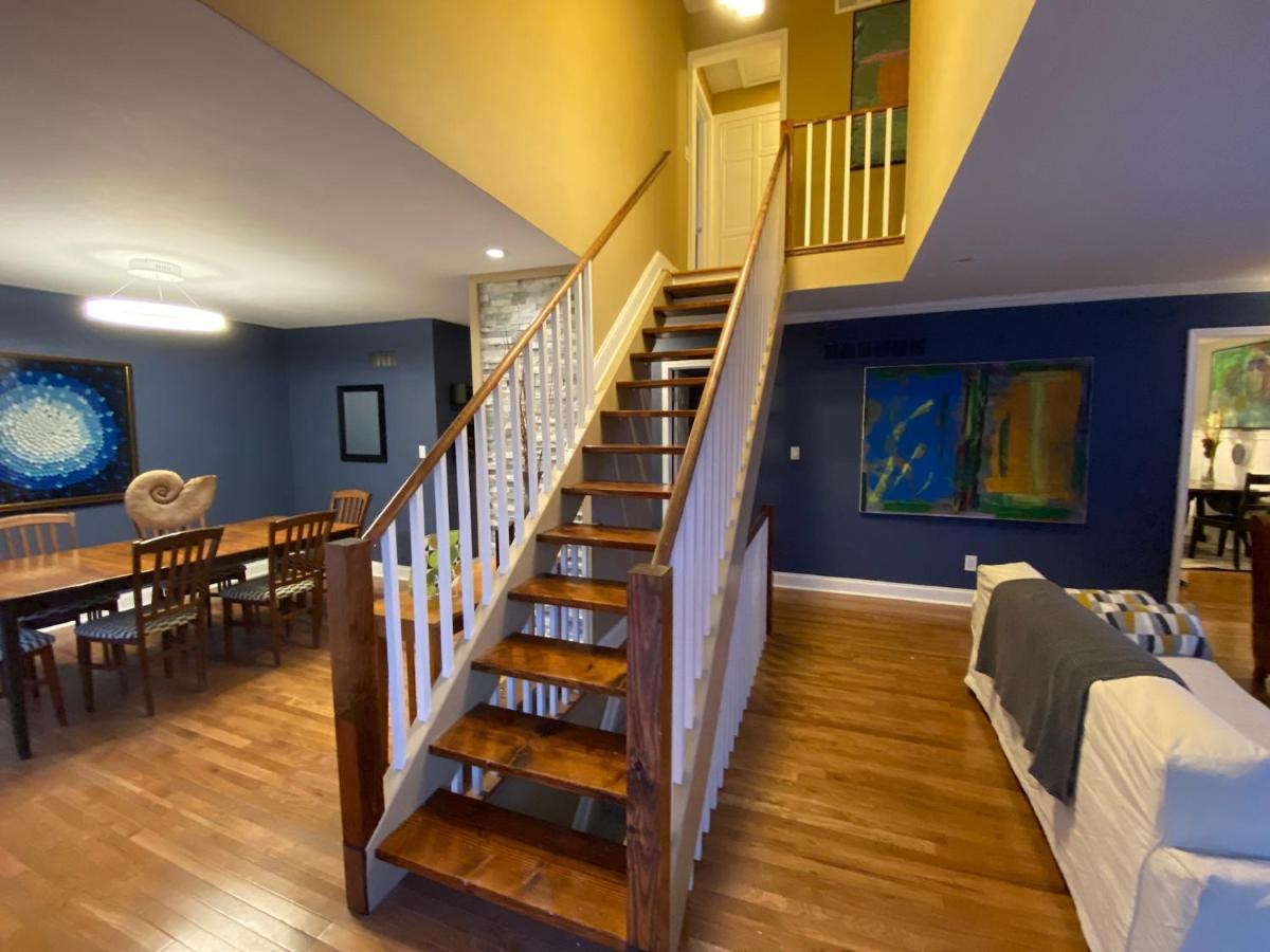 Here It Is! Cool Cape Cod-3 Br-2.5 Bath-12 Guests Olathe Extérieur photo