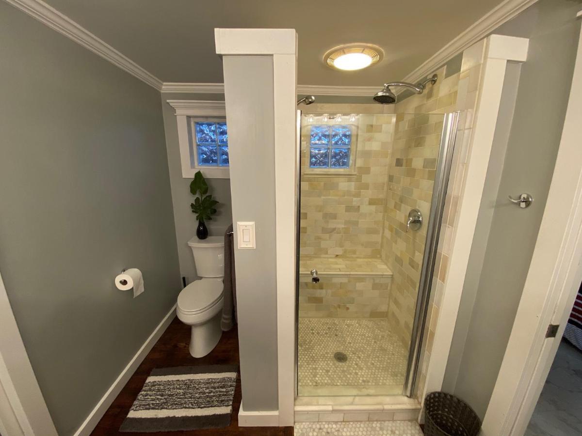 Here It Is! Cool Cape Cod-3 Br-2.5 Bath-12 Guests Olathe Extérieur photo